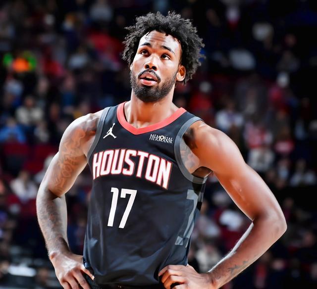 九游-凯尔特人球星三分绝杀，全场观众热烈欢呼，阅读地址简介谢谢您的一次.-九游