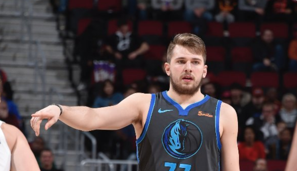 九游中文官网-TES前途光明！，库里新星刷新纪录表现突出赢得满堂喝彩-九游中文官网