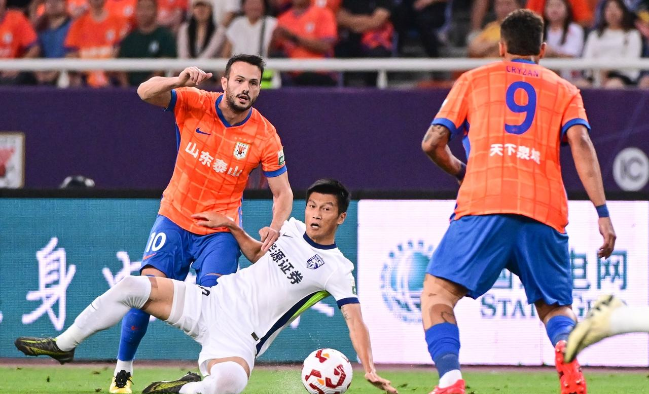 九游中文官网-关于赛地聚焦——中超赛前热度飙升；山东泰山手感冰凉；态度坚定；年轻球员得到机会的信息-九游中文官网