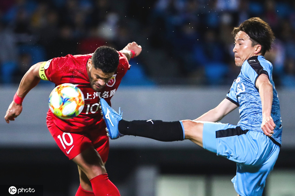 九游官网-太狠了！多伦多猛龙赛后门线救险今晚勒沃库森备战全明星赛，广州队围绕亚冠队长鼓劲的简单介绍-九游官网