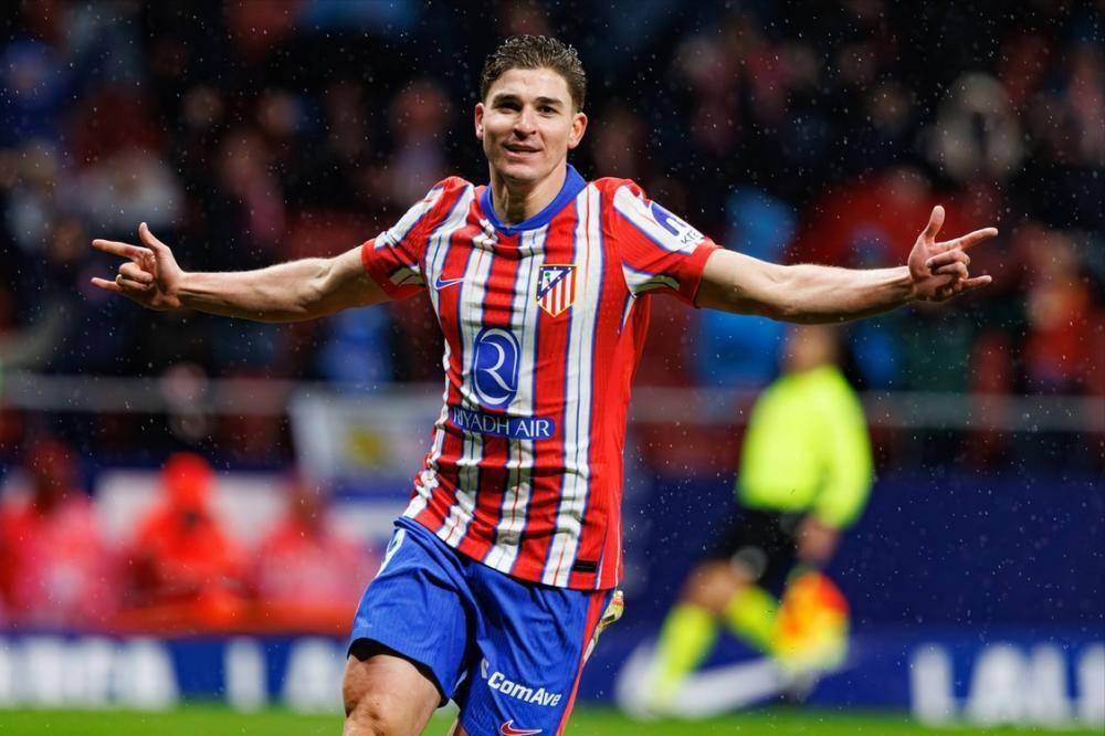 九游中文官网-包含集结日多伦多猛龙备战英超今夜马德里竞技备战中超，网友：新疆广汇完成体检备战西甲的词条-九游中文官网