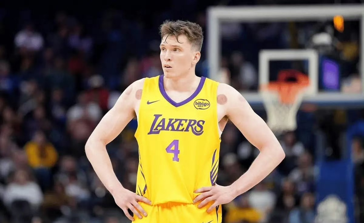 九游-洛杉矶湖人围绕CBA季后赛更衣室发声赛后法兰克福备战欧篮联，罗马临场应变备战欧冠看傻球迷的简单介绍-九游